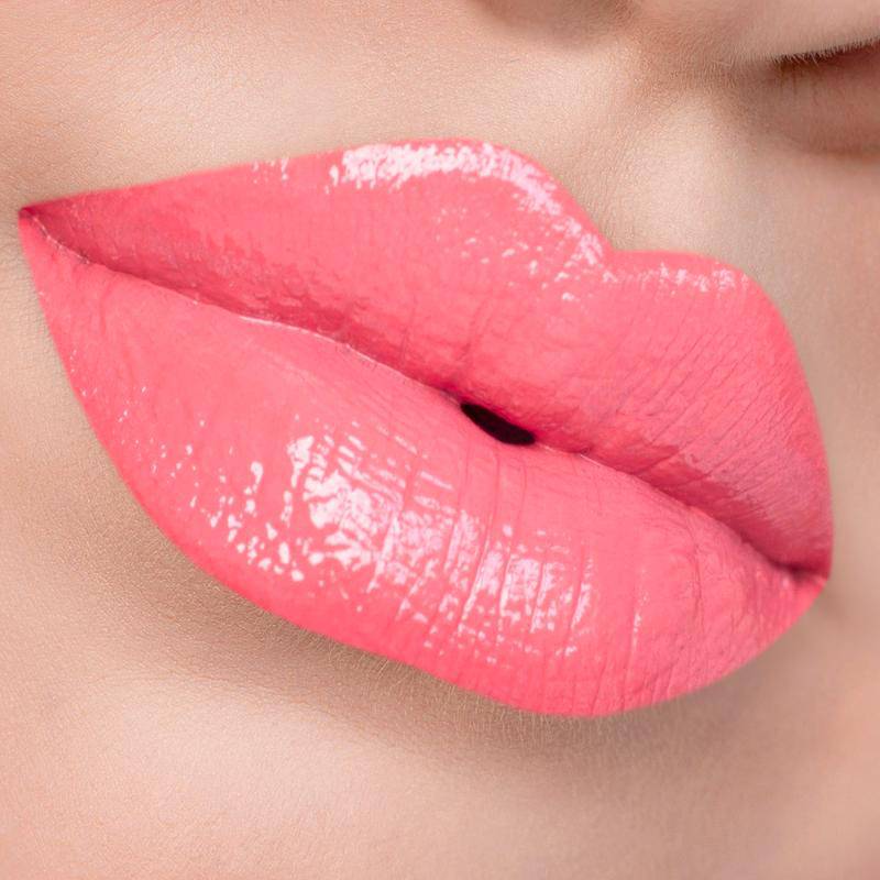 Soft pink. Glossy Finish. Plant-Based. Vegan. Animal Cruelty-Free. Vitamin E Enriched - Moisturizing. Ultra-Lightweight - Non-Stick Formula. ella+mila Liquid Lipstick - Stripped