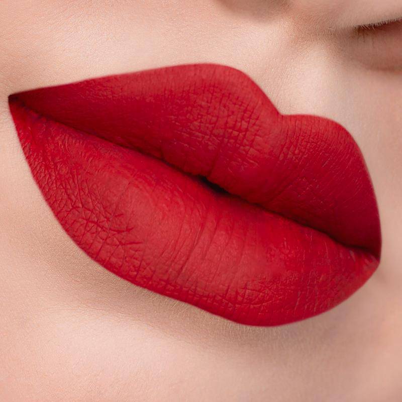 Classic Hollywood Red. Velvet Matte Finish. Plant-Based. Vegan. Animal Cruelty-Free. Vitamin E Enriched - Moisturizing. Ultra-Lightweight - Non-Stick Formula. ella+mila Liquid Lipstick - You Red My Mind