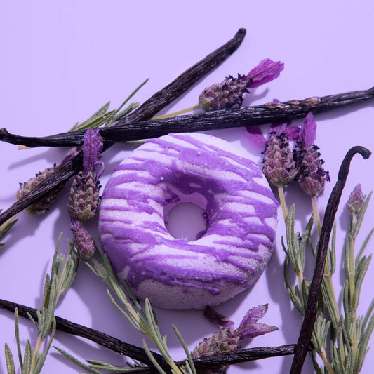 NCLA Beauty Bath Bomb Treat Set Lavender Vanilla Soft Nourishing Skin-Soothing Vegan 100% Natural Cruelty-Free Hydrating